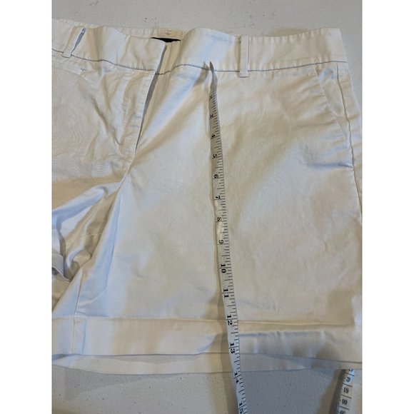 Ann Taylor Womens Chino Shorts Mid Rise Lightweight Stretch White Size 14 - Picture 5 of 8